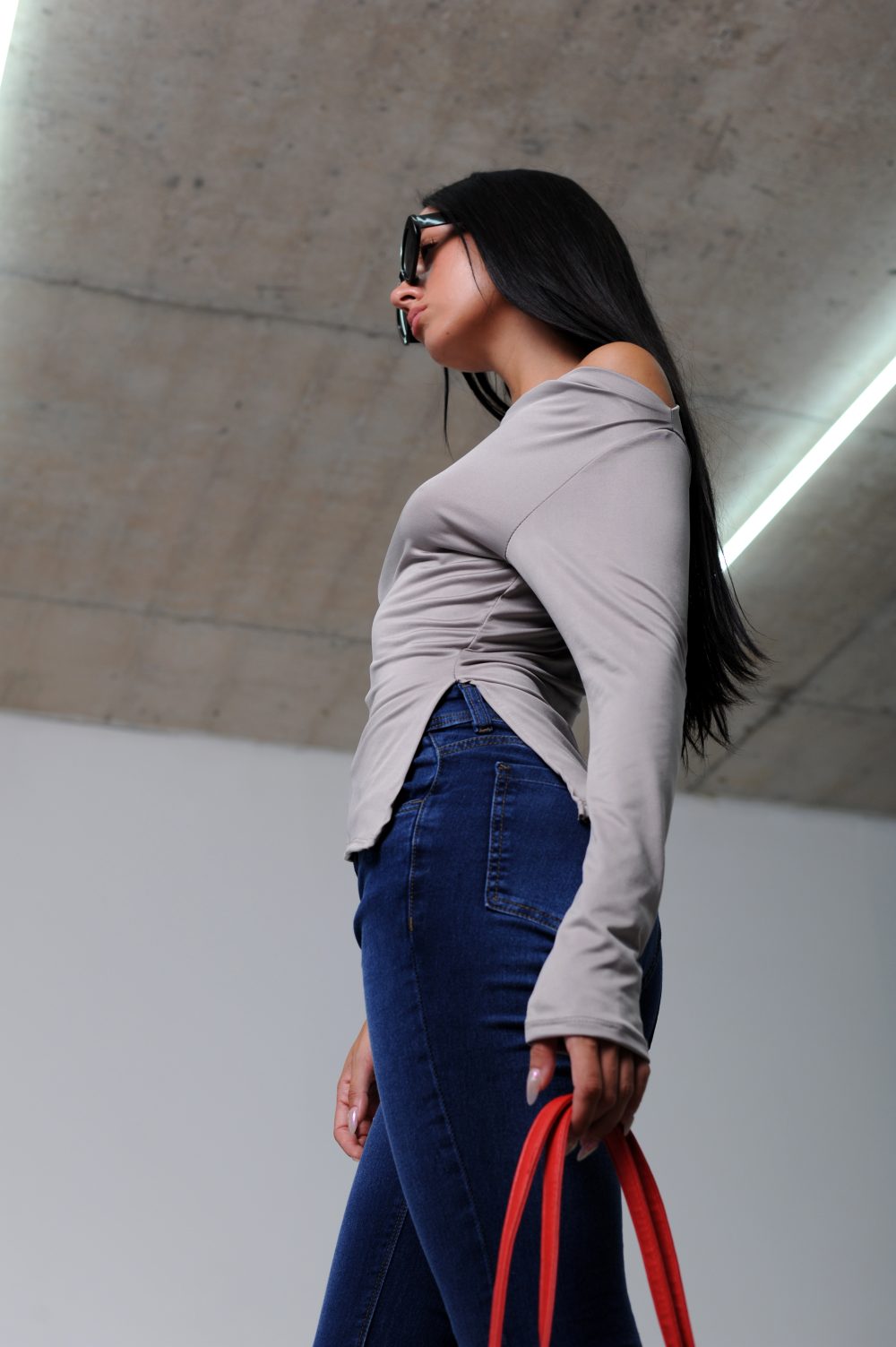 Remera pico frunces m-larga emporio - Imagen 4