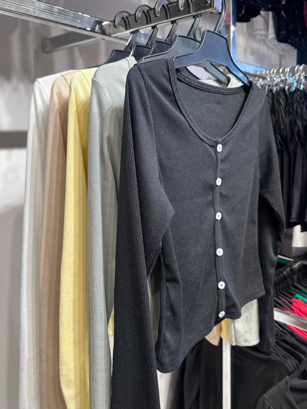 Remera morley capri botones - Imagen 6